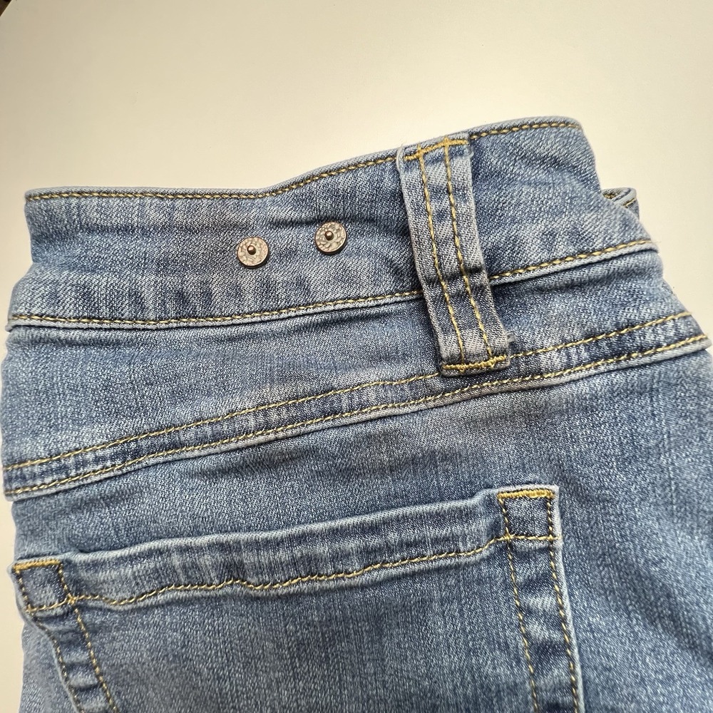 CAbi Zip Ankle Mid Rise Sz 8 Women's Light Wash Cropped Stretch Jeans Stye #232 - Picture 13 of 15